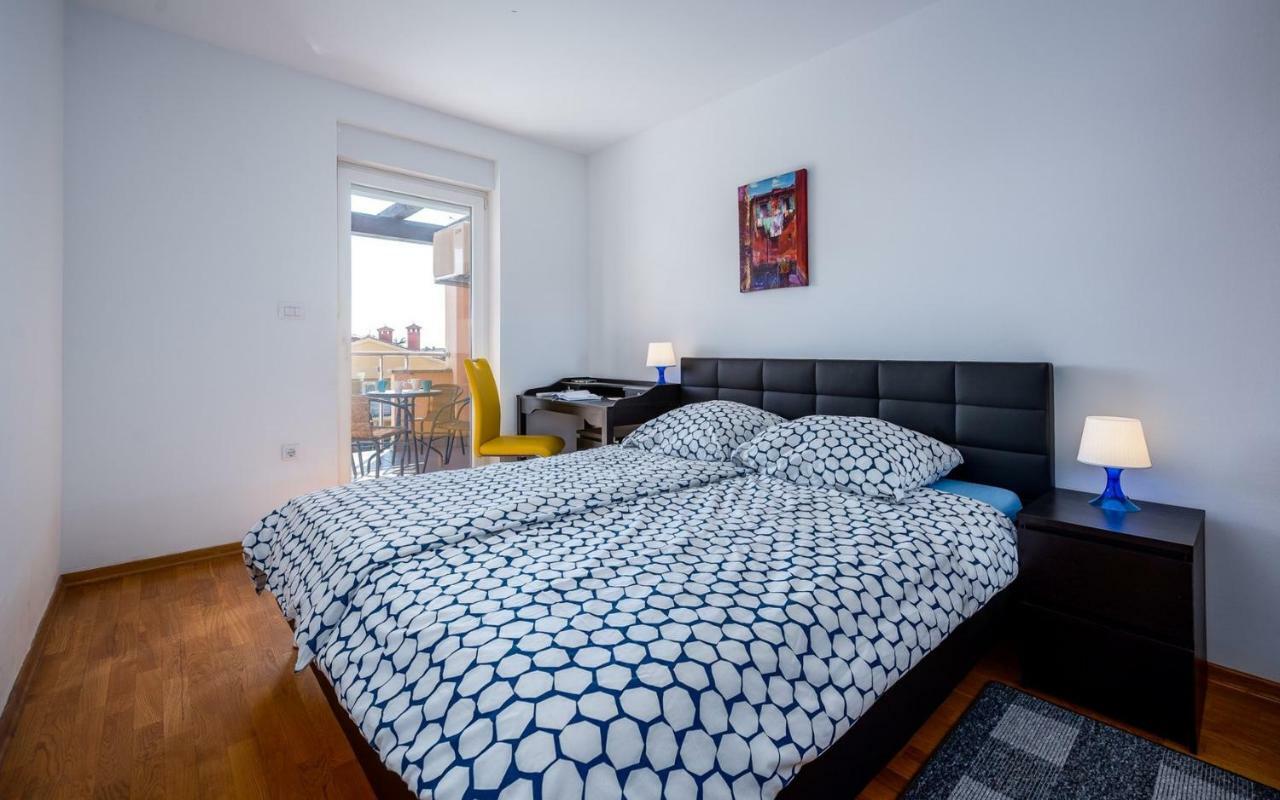 Laura House With Apartment Umag Exterior foto